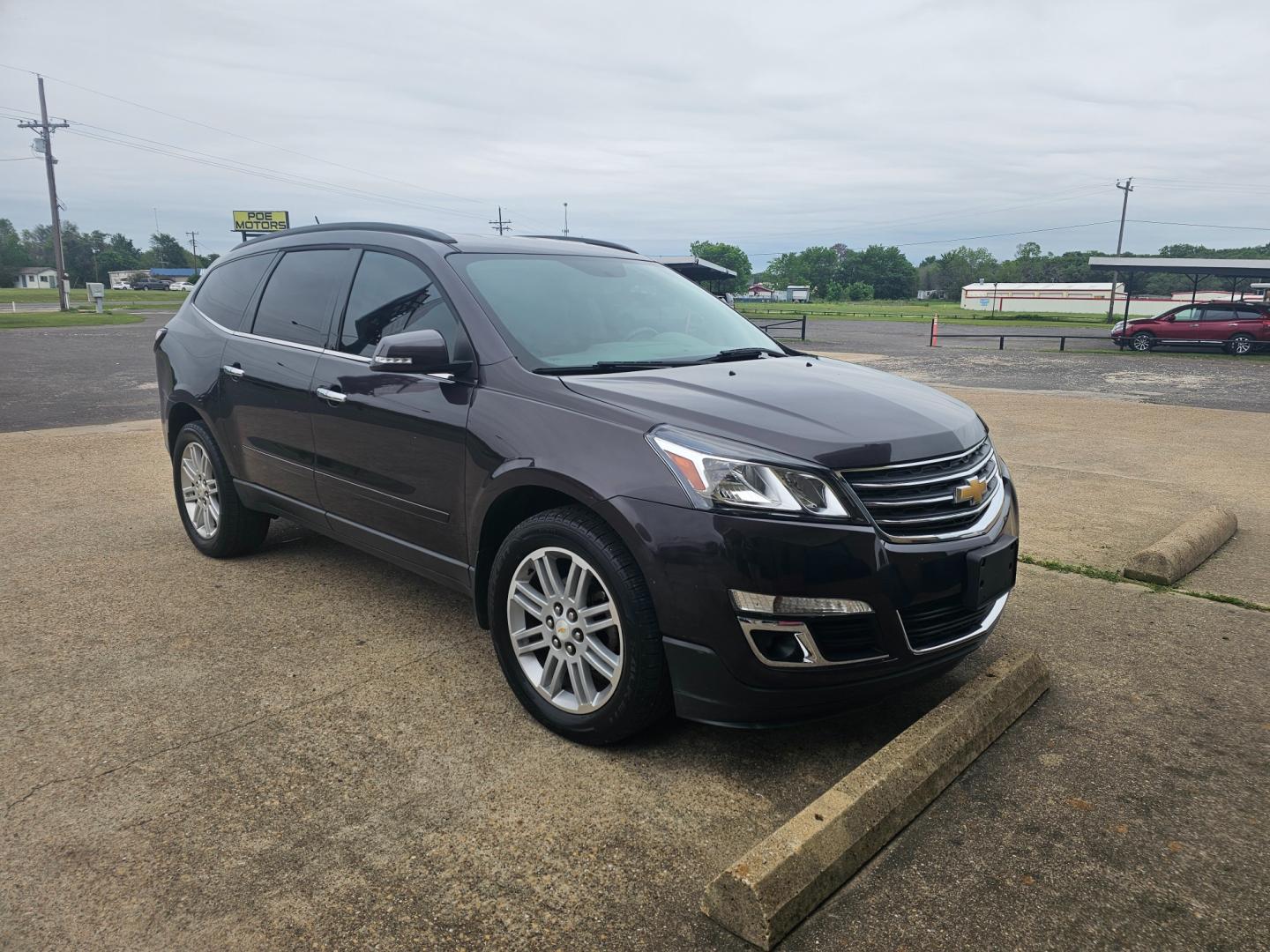 2015 PURPLE Chevrolet Traverse 1LT FWD (1GNKRGKD5FJ) with an 3.6L V6 DOHC 24V engine, 6-Speed Automatic transmission, located at 533 S Seven Points BLVD, Seven Points, TX, 75143, (430) 255-4030, 32.313999, -96.209351 - Photo#1